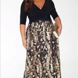 IGIGI Tora Black Gold Formal Gown Dress Plus 14/16